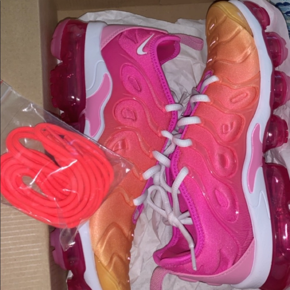 Vapormax Plus